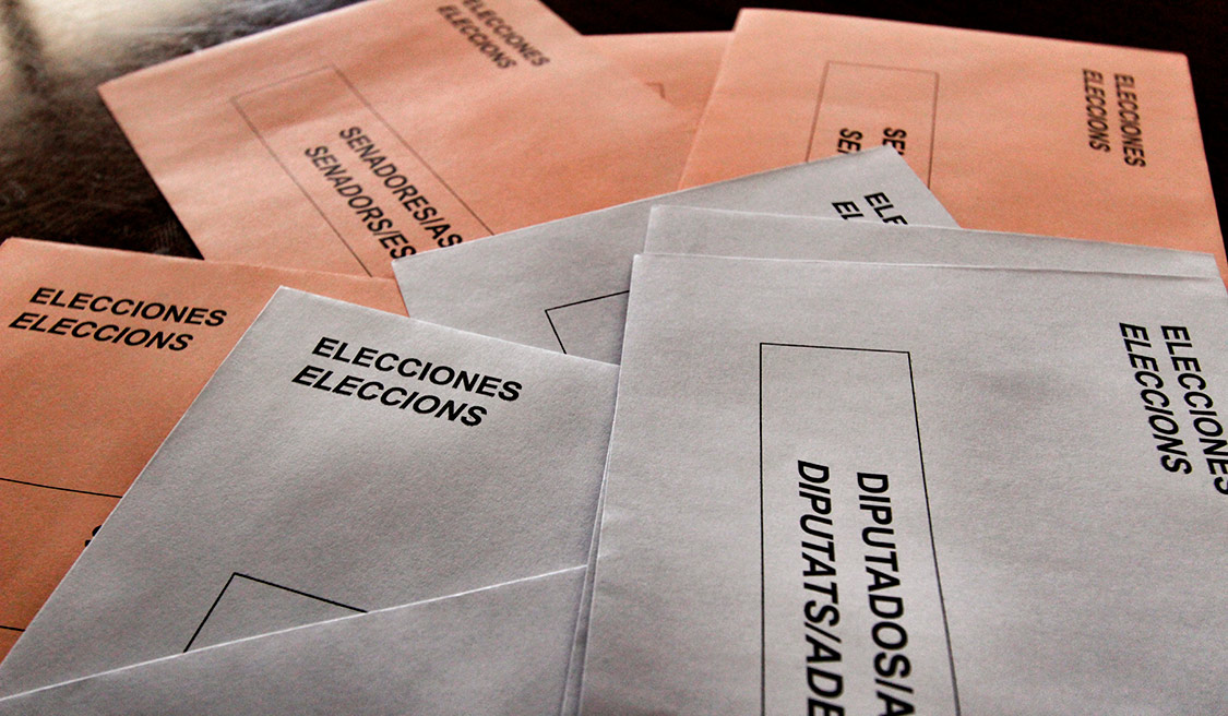 Sobres de papeletas para el Congreso y el Senado 